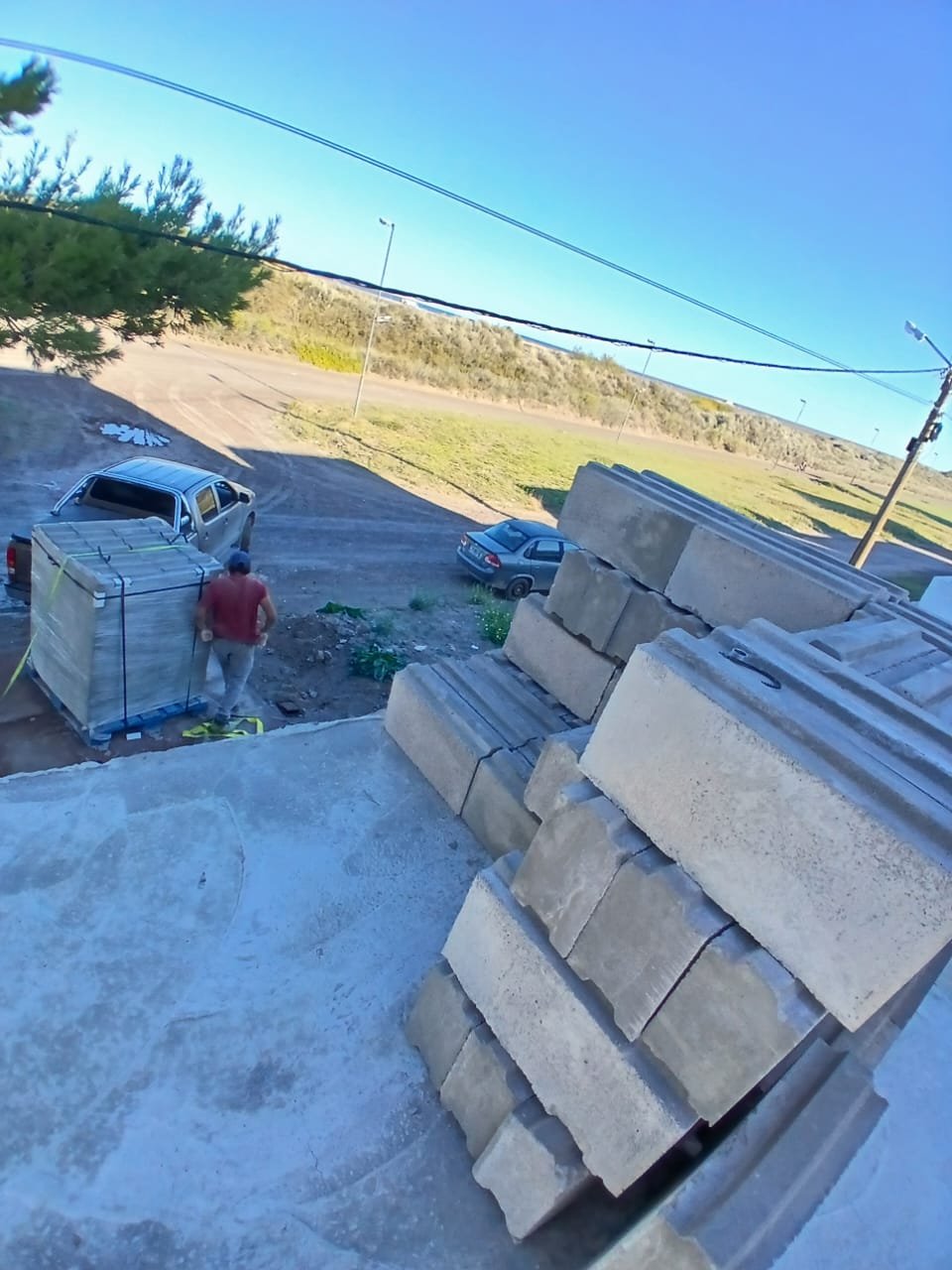 Acopio de bloques en obra